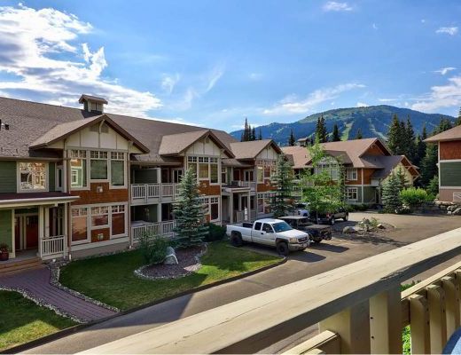 Settlers Crossing #48 - 2 Bdrm HT - Sun Peaks (TM)