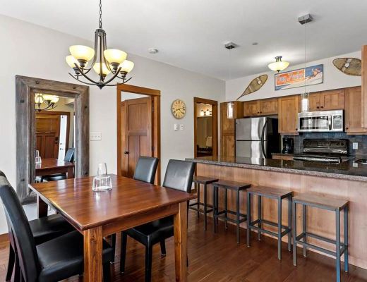 Settlers Crossing #48 - 2 Bdrm HT - Sun Peaks (TM)