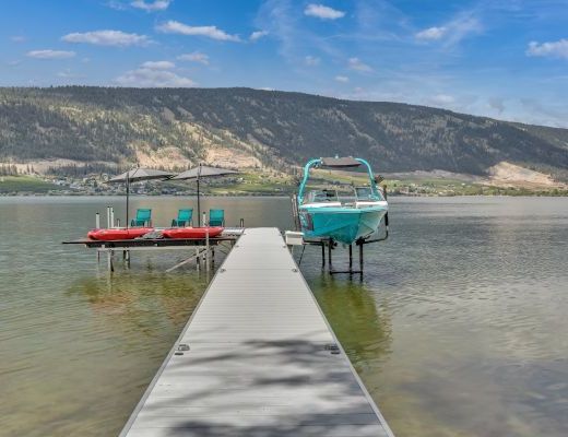 Wood Lake Paradise 5 Bdrm - Lake Country (CVH)